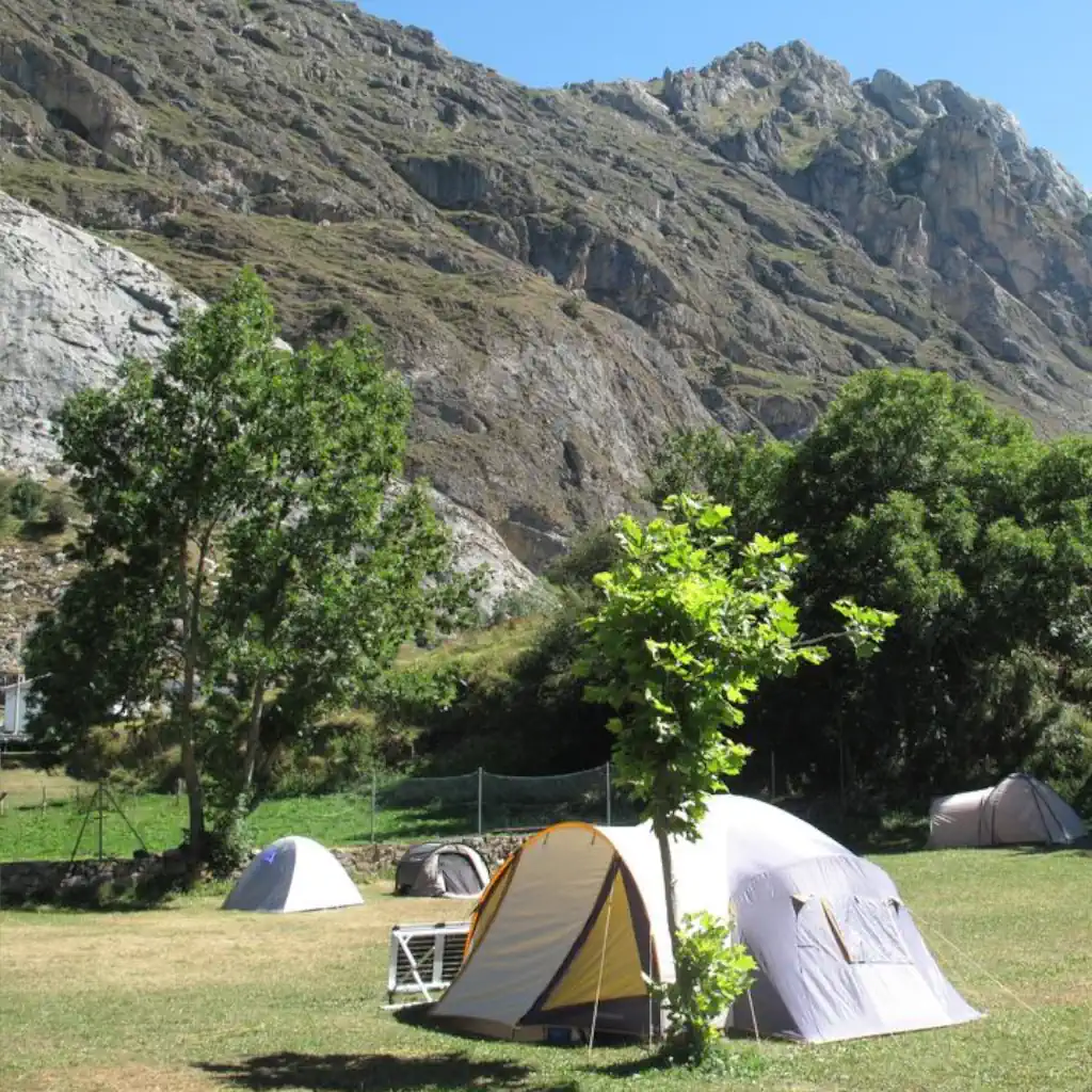 Camping Lagos de Somiedo