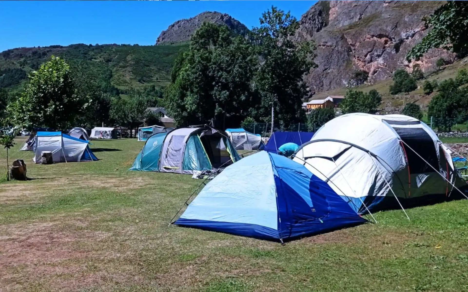 Acampada natural en Somiedo (Asturias)